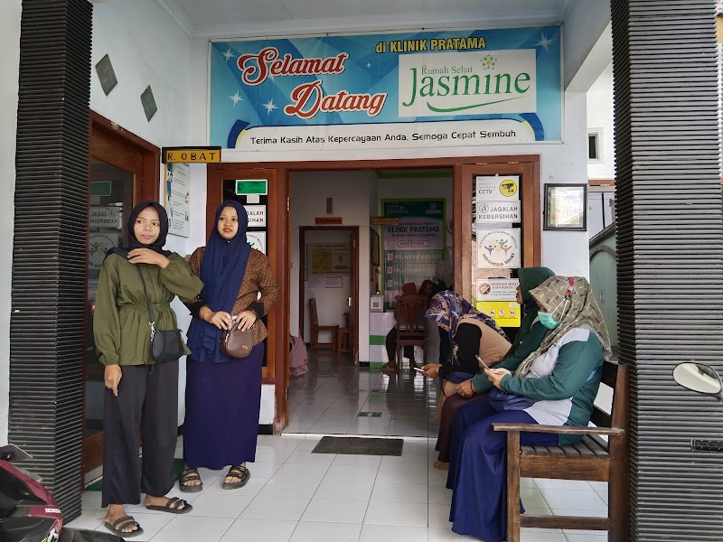 Klinik Rawat Inap Bunda Medika( Klinik Siyuk ) in Kab. Tulungagung