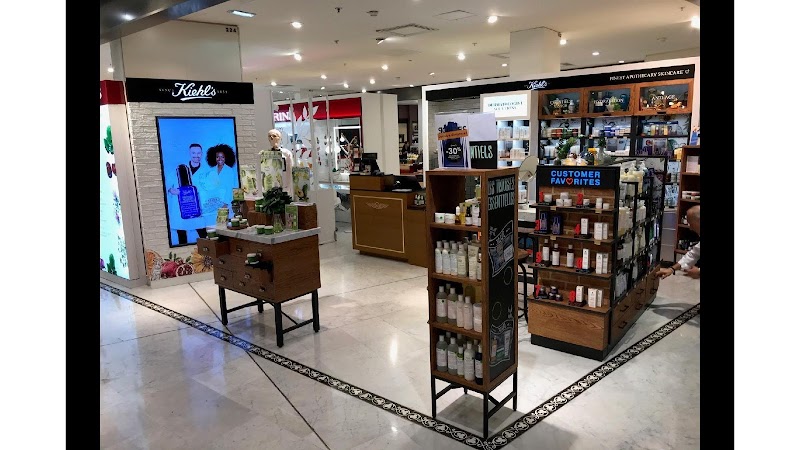 Comptoir Kiehl's Le BHV Marais Paris