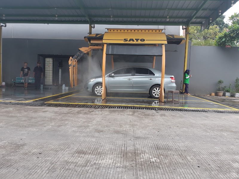 Foto Robotic Car Wash yang ada di Jakarta Pusat