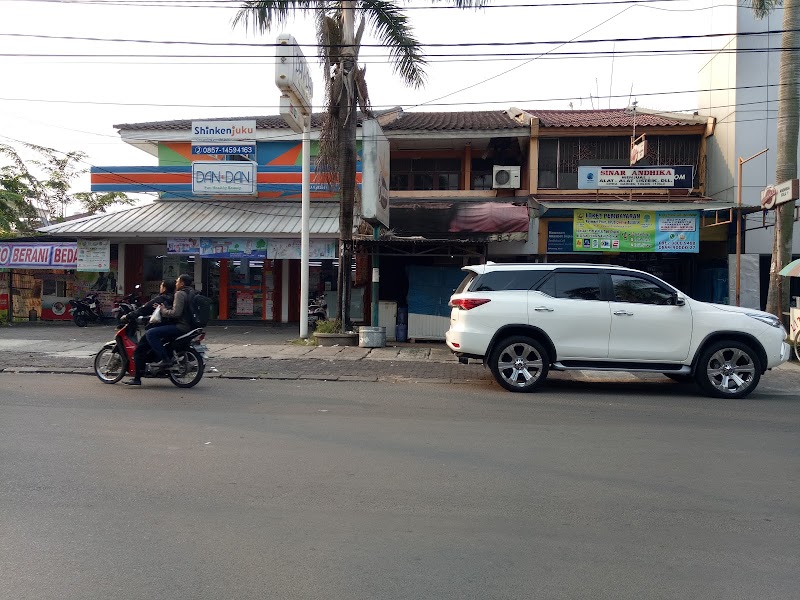 Gudang Pelangi Consina yang ada di Kalideres, Jakarta Barat