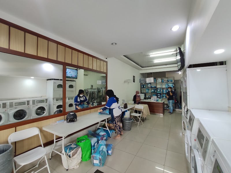 Laundry Perkilo Premium Satrio yang ada di Setiabudi, Jakarta Selatan