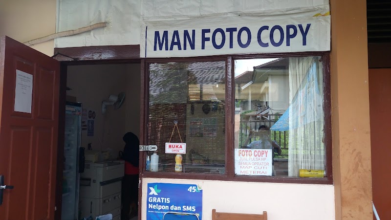 MAN FOTO COPY & PRINT di Mataram