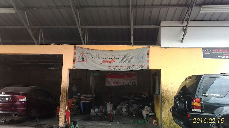 Salah satu bengkel mobil terdekat di Jakarta Timur