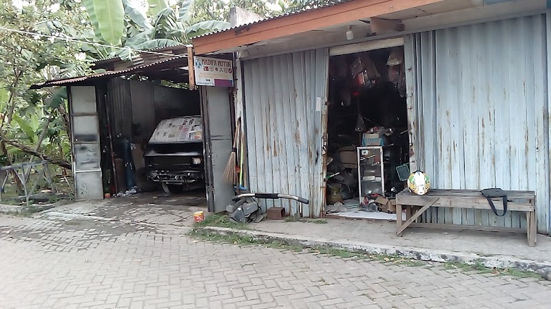 Salah satu bengkel mobil terdekat di Kota Tangerang