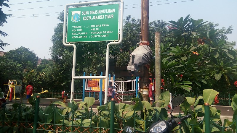 Salah satu playground yang ada di Jatinegara, Jakarta Timur