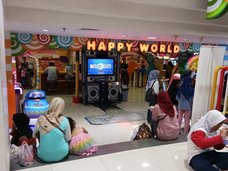 Salah satu playground yang ada di Palmerah, Jakarta Barat