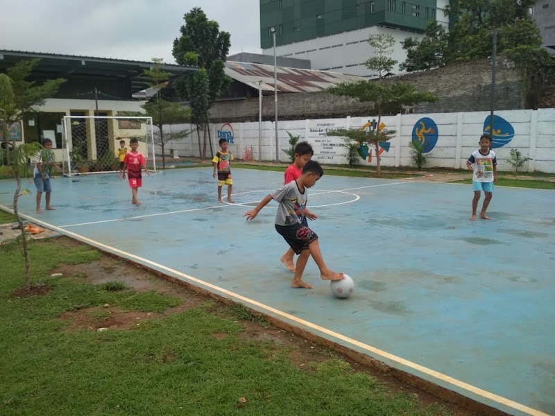 Salah satu playground yang ada di Pulo Gadung, Jakarta Timur