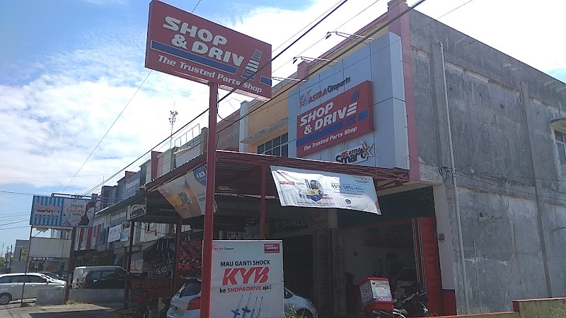 Shop&Drive S.Parman Padang di Padang