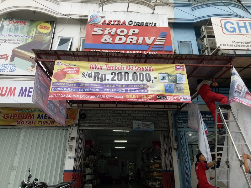 Shop&Drive Sesetan di Denpasar