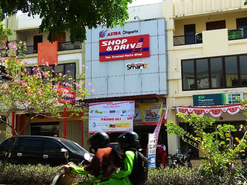 SHOP&DRIVE SLAMET RIYADI SAMARINDA di Samarinda