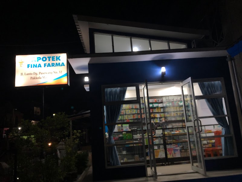 Foto apotek terdekat di Kab. Majene