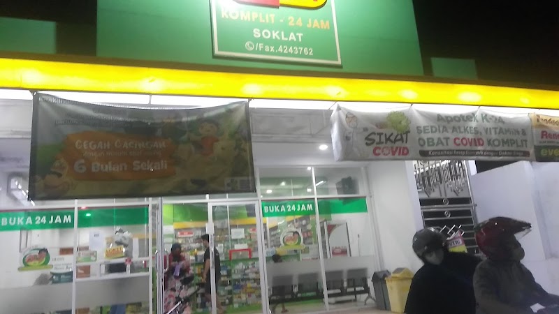 Foto apotek terdekat di Kab. Subang