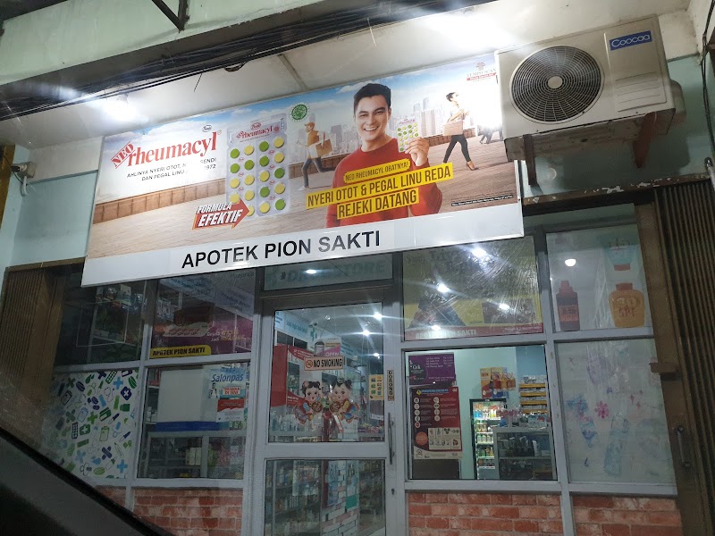 Foto apotek terdekat di Kota Batam