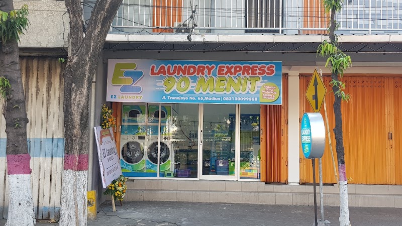 Foto binatu laundry di Madiun