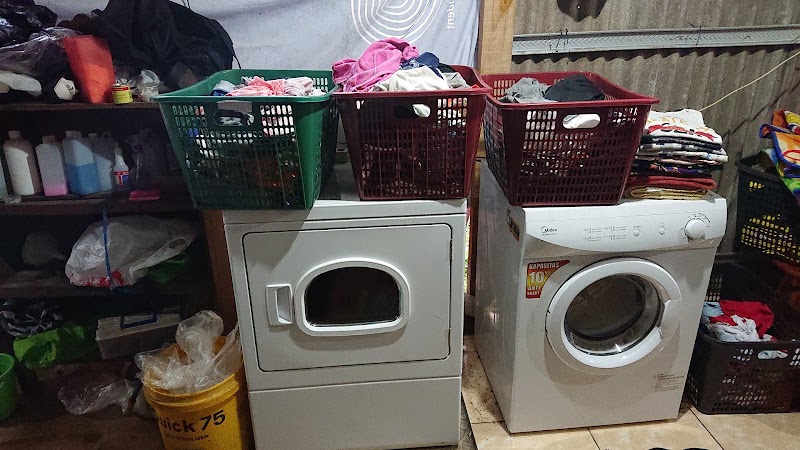 Foto binatu laundry di Salatiga