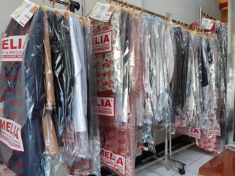 Foto binatu laundry di Surabaya