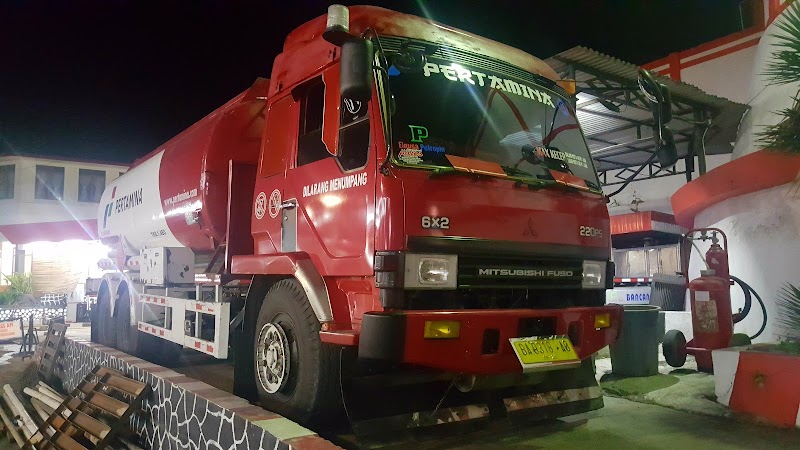 Foto Pom Bensin terdekat di Kota Bukittinggi