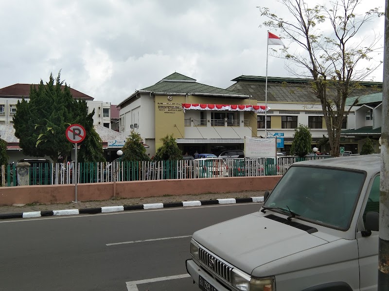 Foto salah satu RS di Bukittinggi