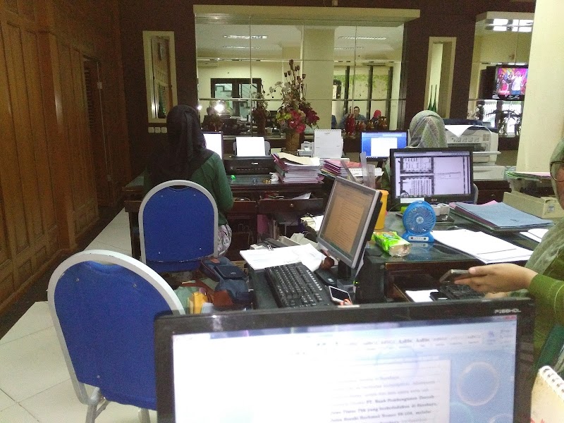 Kantor Notaris & PPAT di Surabaya