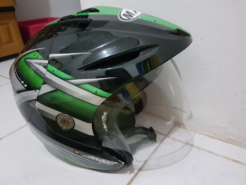 Toko Helm di Balikpapan