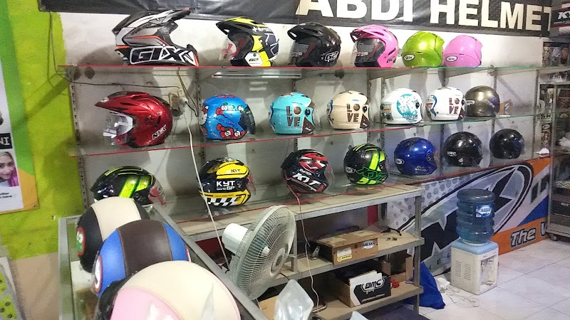 Toko Helm di Bekasi