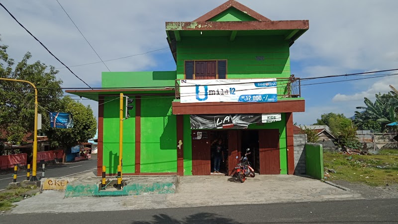 Toko Helm di halmahera Utara