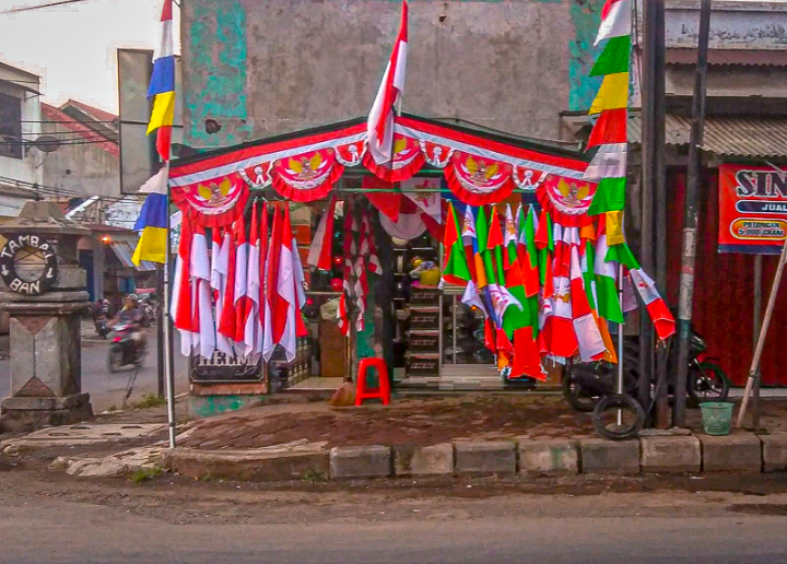 Toko Helm di Kab. Pekalongan