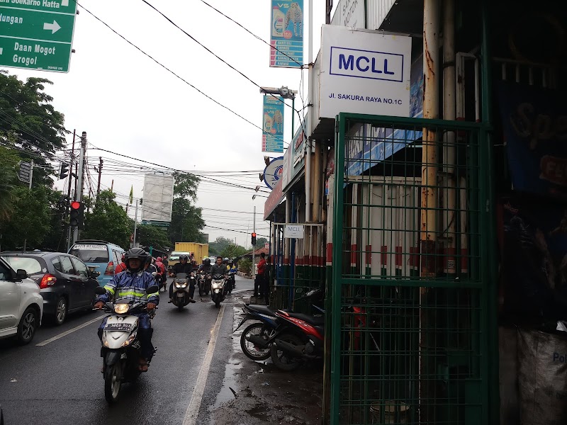 Toko Helm di Pasangkayu