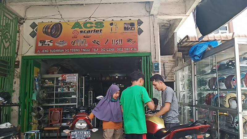 Toko Helm di Tebing Tinggi