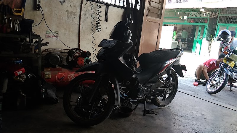 Bengkel motor terbaik di Kota Medan