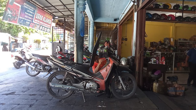 Bengkel motor terbaik di Kota Sibolga