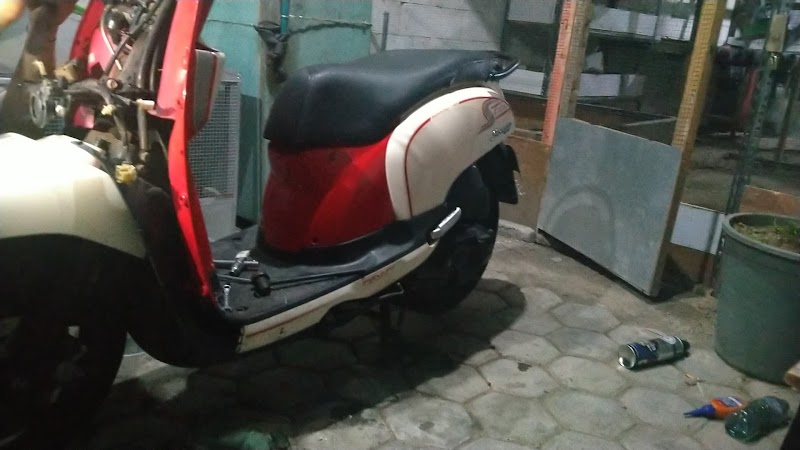 Bengkel motor terbaik di Kota Surabaya