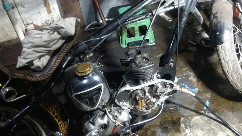 Bengkel motor terbaik di Kota Surabaya