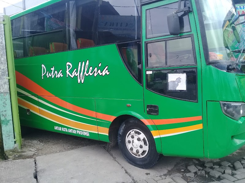 Agen Bus (1) terbaik di Kota Medan