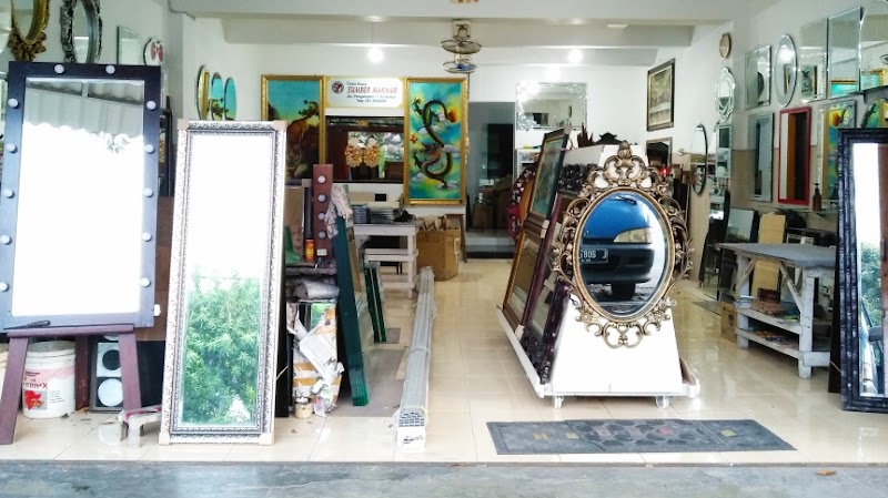 Toko Kaca (2) terbaik di Kota Surabaya