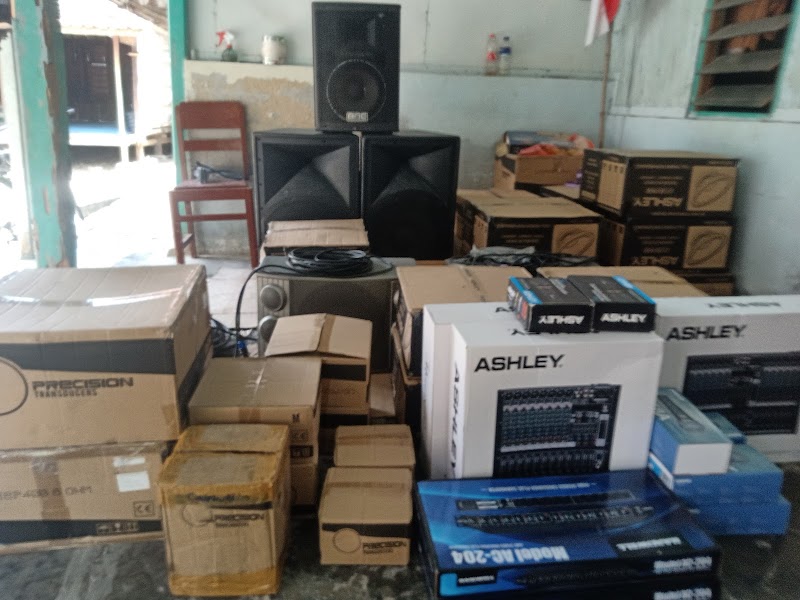 Toko Speaker (1) terbaik di Kab. Sampang