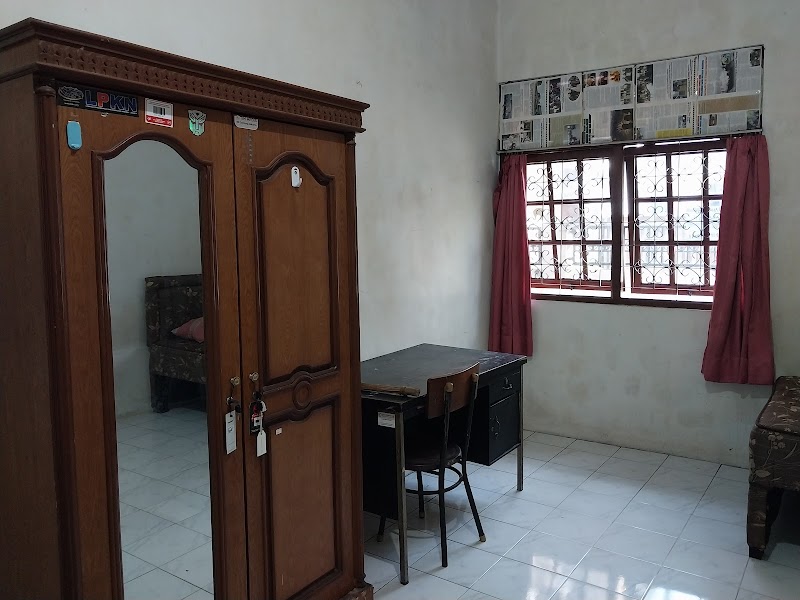 Kost Putri (2) terbaik di Matraman, Kota Jakarta Timur