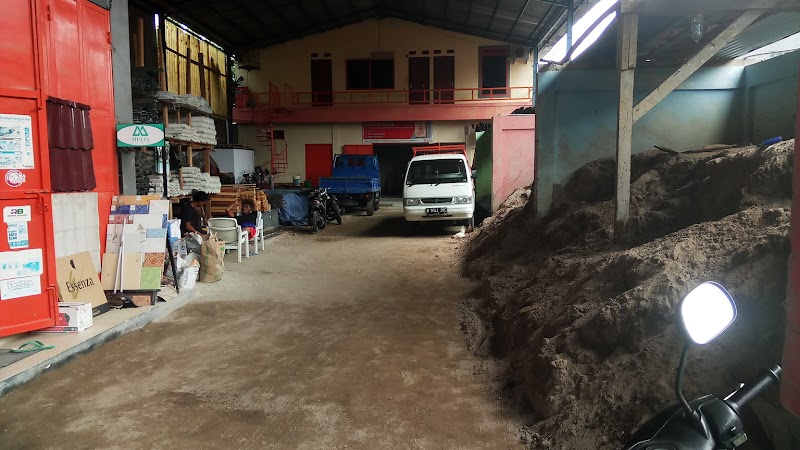 Toko Besi (1) terbaik di Tebet, Kota Jakarta Selatan