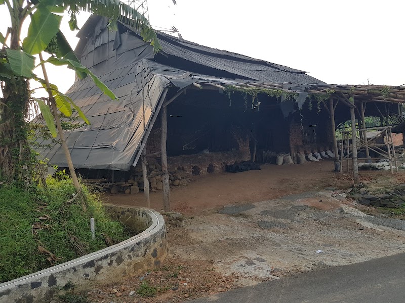 Toko Besi (2) terbaik di Leuwisadeng, Bogor