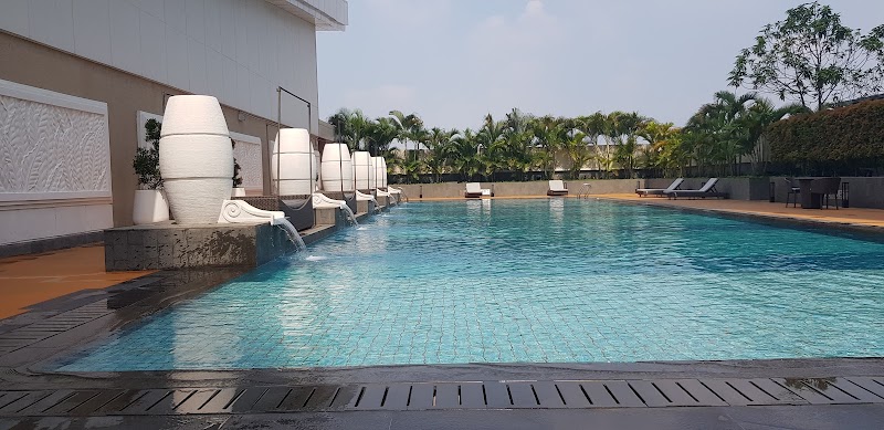 Aqua Lounge in Kebayoran Baru