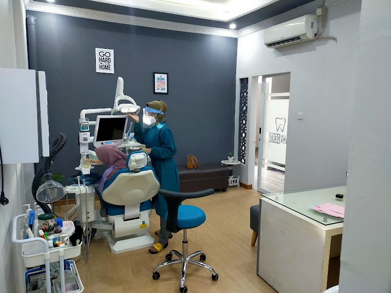 DENTAL CLINIC (drg. Andreas Jatmiko) in Mijen