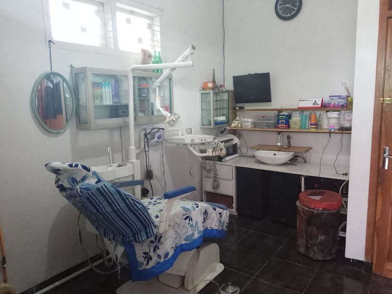 dokter gigi whisnu wardhana in Kota Batu