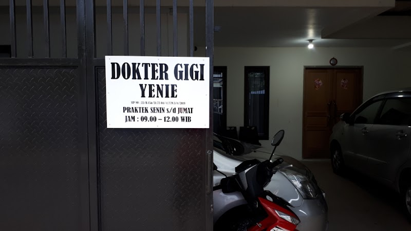 Dokter Gigi Yenie in Tambora