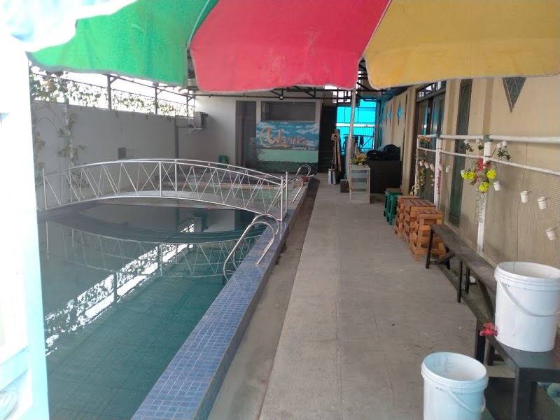 Graha Warna Swimming Pool in Panyileukan