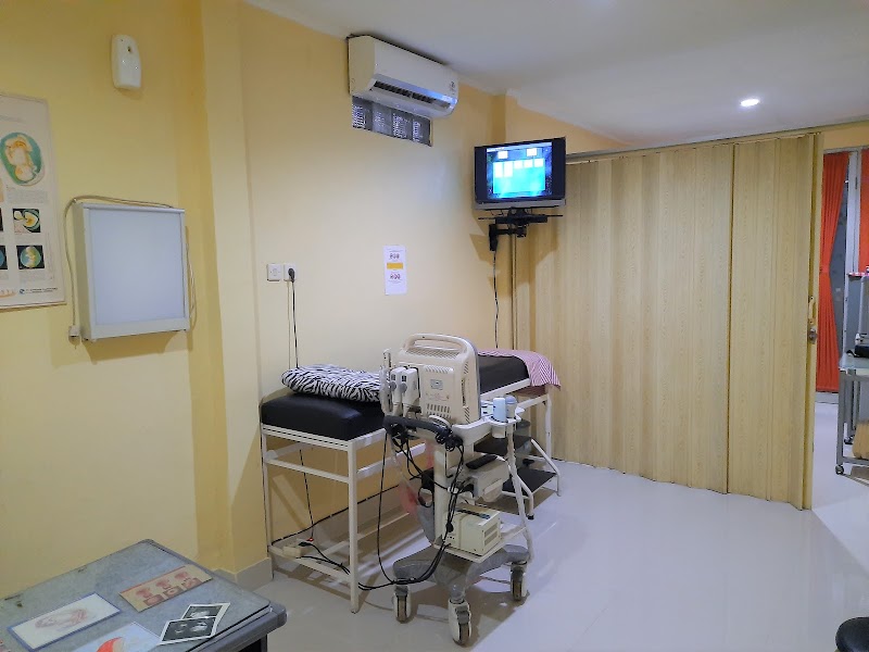 Klinik Bersalin Dr. Widi, Sp.OG in Cipayung