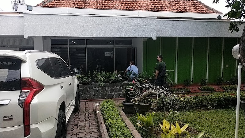 Klinik Dr. Hapsari in Semarang Barat
