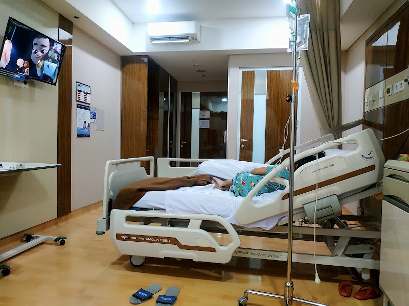 Klinik Medika Pratama Bidan Nurlis Sahril in Jatinegara