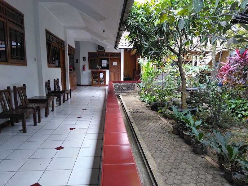 Klinik Utama Anugerah (klinik bersalin) in Kab. Banjarnegara