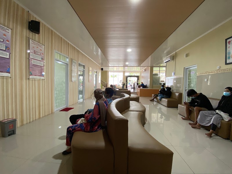 Klinik Utama Pelita Kasih Ibu in Kab. Brebes