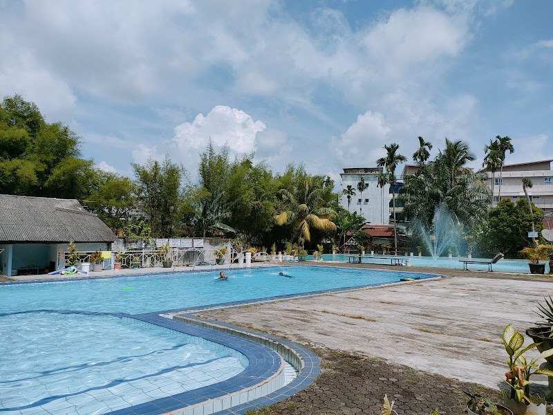 KOLAM ALESHA in Kota Jambi